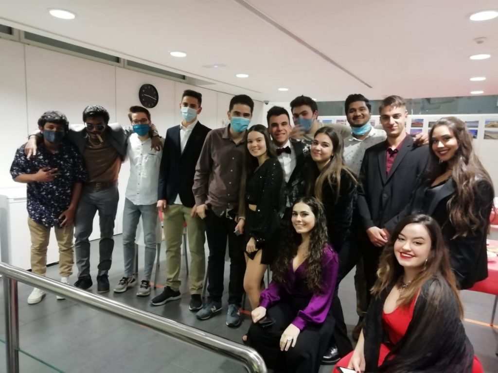 Last December 10th we celebrated the already popular Christmas dinner at the Sabadell Residence Hall.
